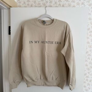 Gildan Beige Crewneck Sweatshirt with Black Text